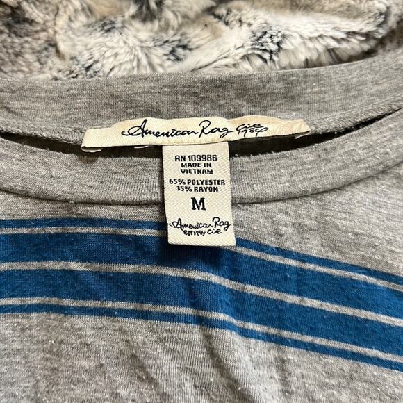 American rag gray and blue tie T-shirt with pockets size medium  - Picture 6 of 8